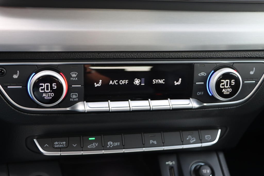 Audi Q5 50 tfsi e quattro s edition 300pk s-tronic