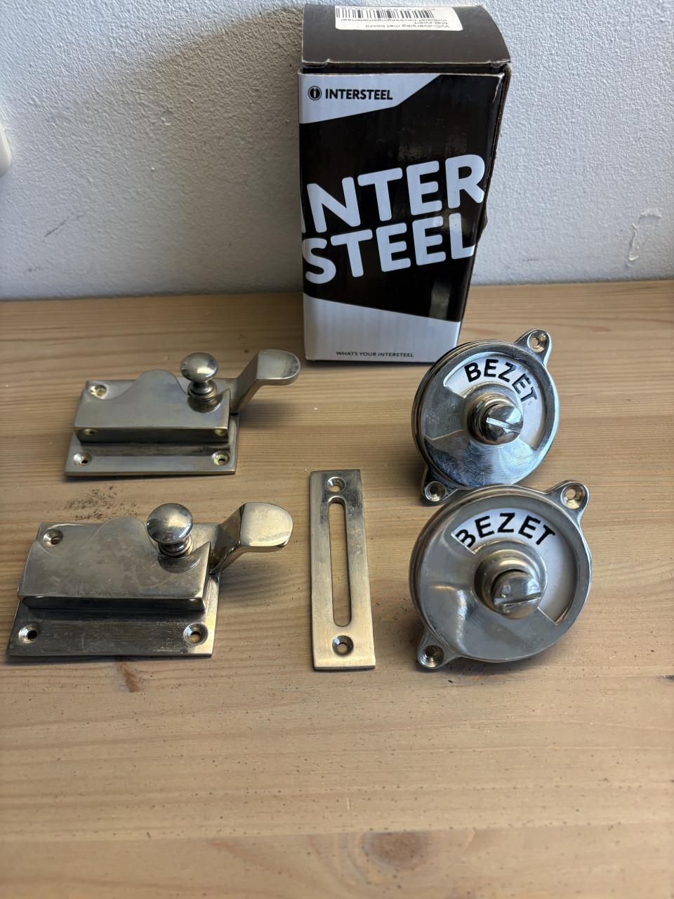 Intersteel deurbeslag type klassiek  Alles in 1 koop.