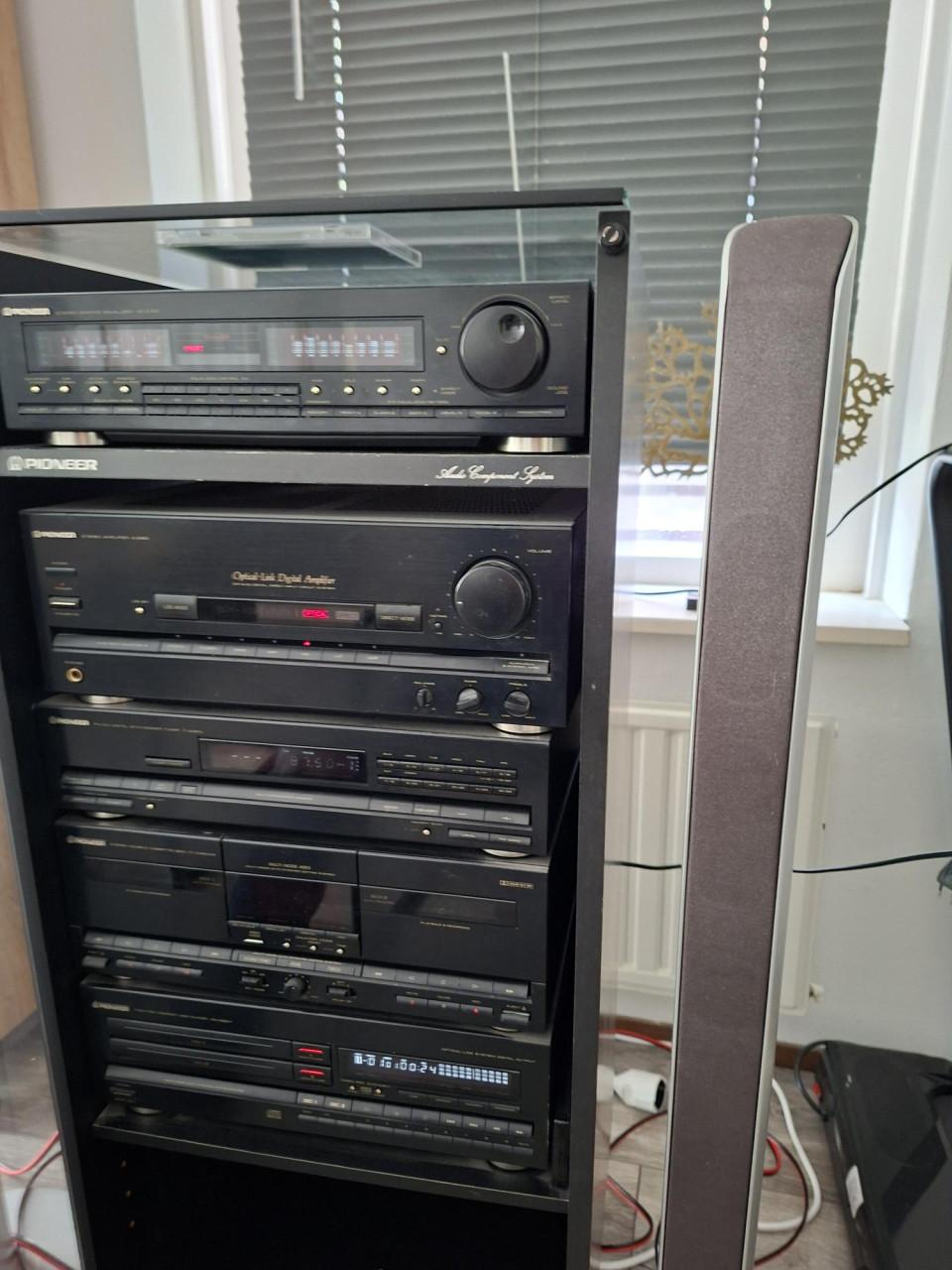 Prachtige Pioneer stereo installatie