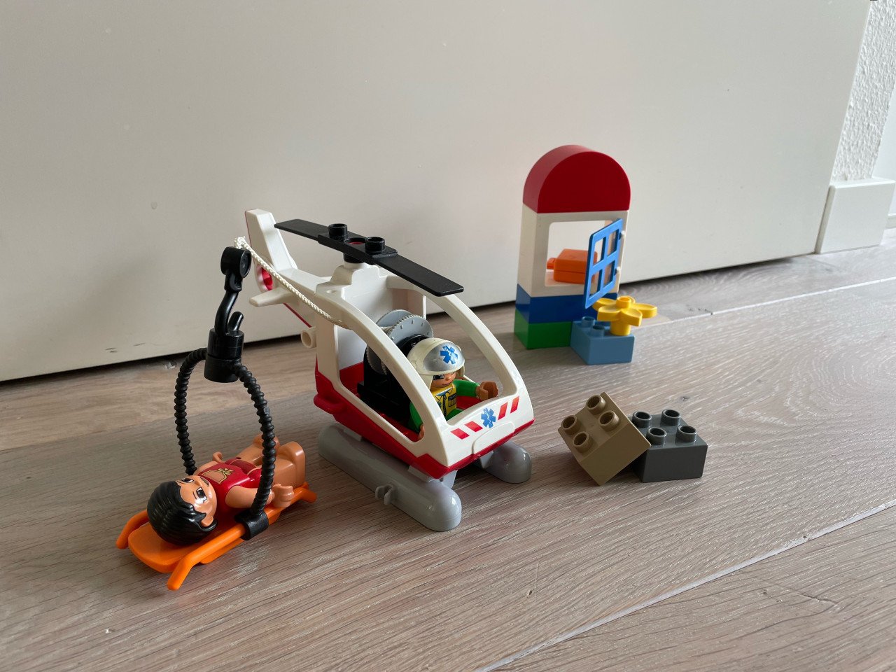 Lego Duplo reddingshelikopter 5794
