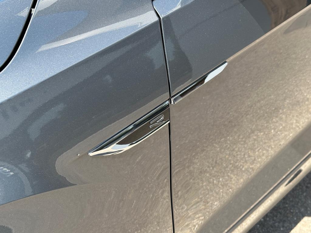 Volkswagen T-roc 1.5 tsi 150pk dsg r-line | camera | keyless | elek. achter
