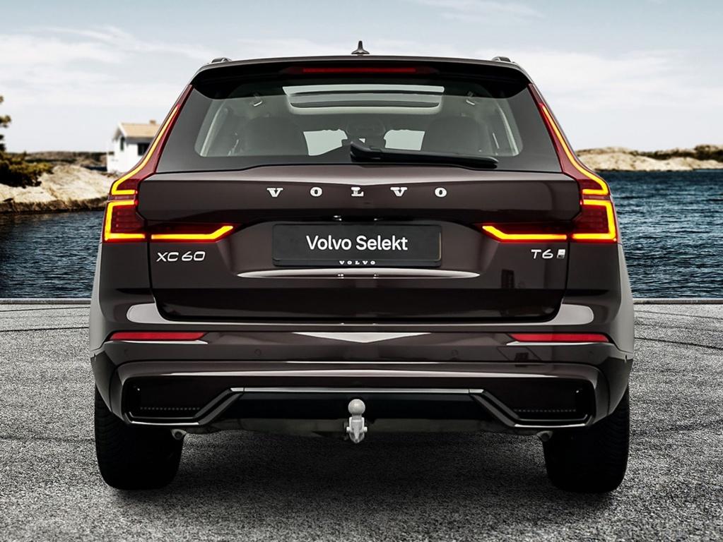 Volvo XC60 t6 398pk recharge ultra dark| pano| trekhaak| 360camera| h&k sou