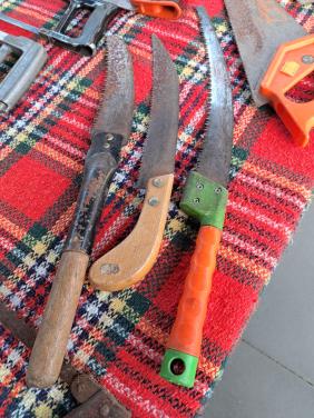 Tuingereedschap, klusjes dienst, diverse zagen etc.