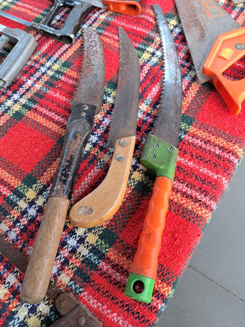 Tuingereedschap, klusjes dienst, diverse zagen etc.