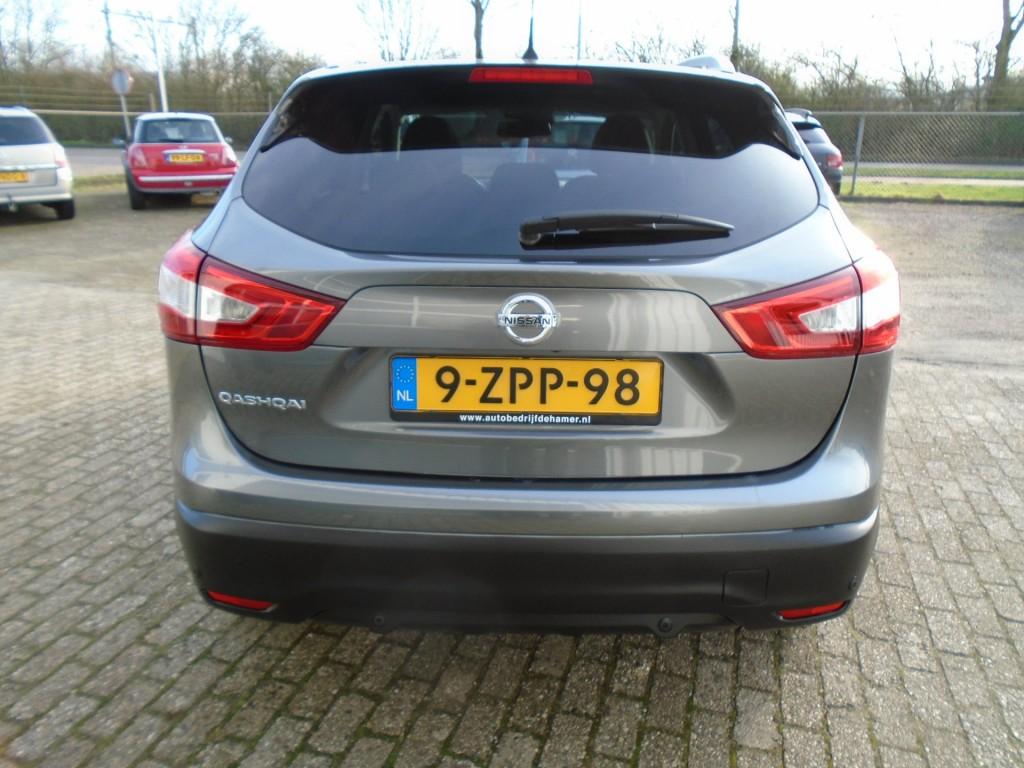 Nissan Qashqai 1.2 connect edition