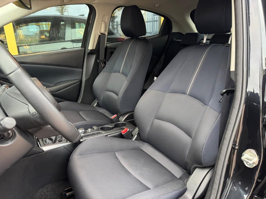 Mazda 2 1.5 skyact-g luxury