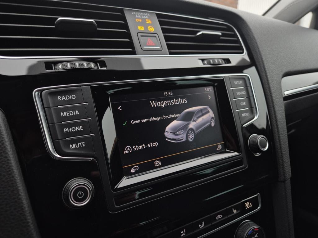 Volkswagen Golf 1.4 tsi highline / 5-deurs / massagestoel / cruisecontrol /