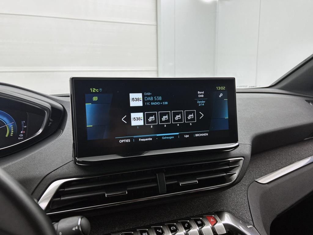 Peugeot 3008 plug-in hybrid4 300pk gt pack | rijklaar | adaptive cruise | e