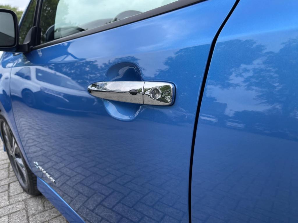 Nissan Leaf n-connecta 40 kwh soh 84% | navigatie | 360° camera | stuur- + 