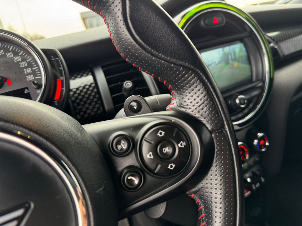 Mini Cooper S Cabrio mini 2.0 chili * jcw pakket * harman/kardon * stoelver