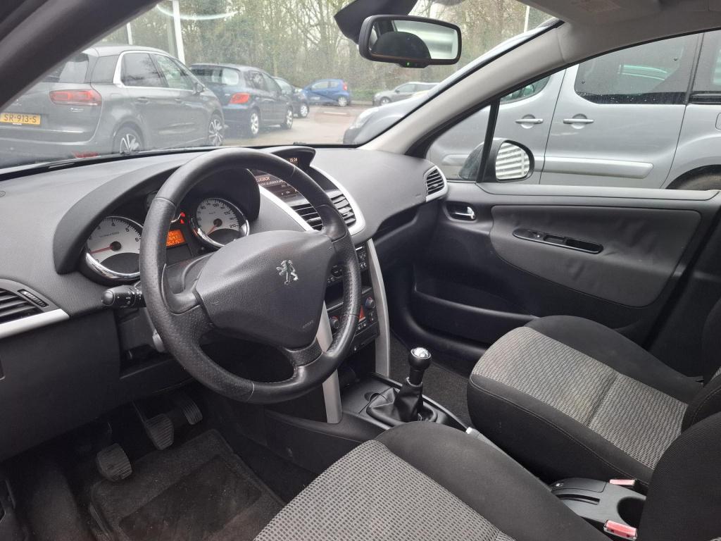 Peugeot 207 sw 1.6 vti 120 xs pano/clima/cruise/park/lmv