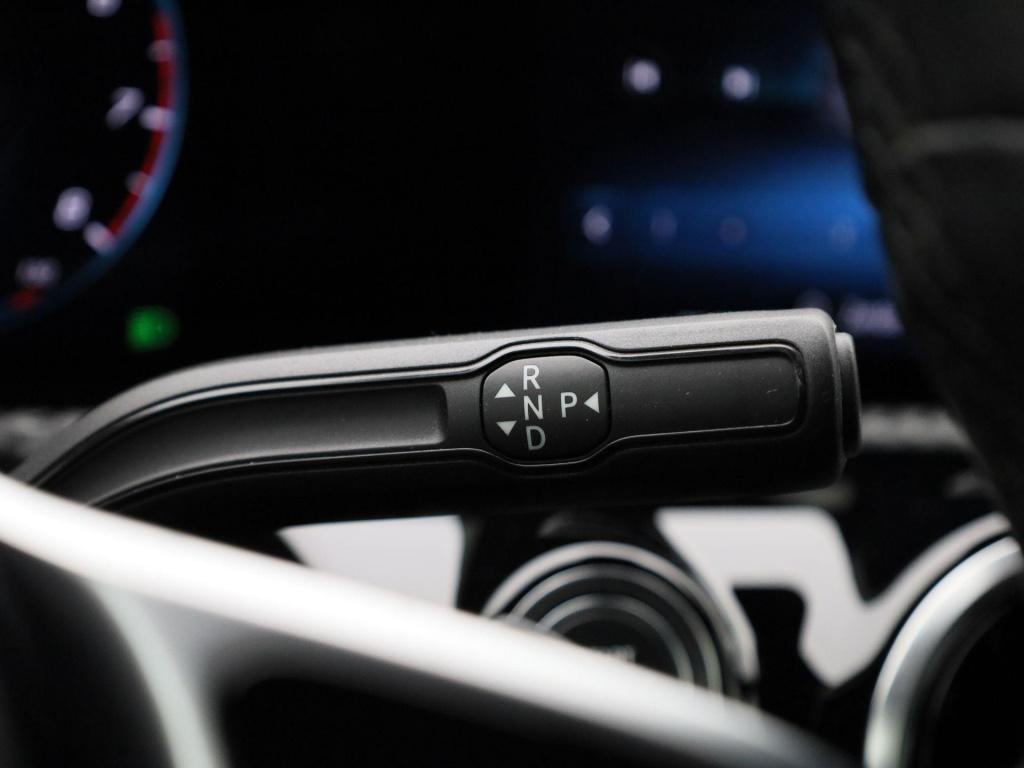 Mercedes-Benz A-Klasse 180 business solution | automaat | apple carplay / a