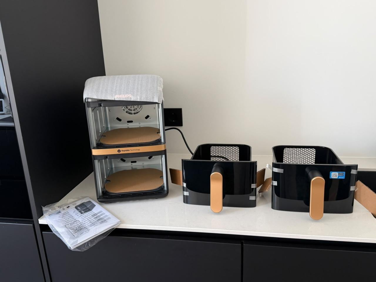 Philips Airfryer 4000 Series Stacked (zwart/goud)