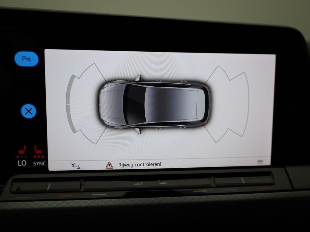 Volkswagen Golf 1.0 etsi life | automaat | panorama dak | virtual cockpit |