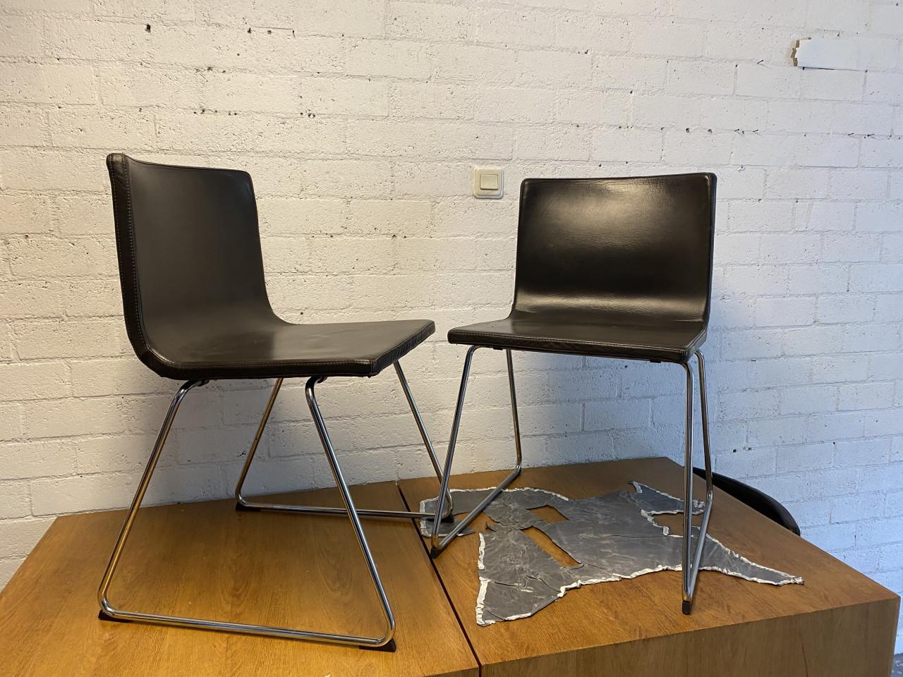 4 Eetkamerstoelen /lederen zitting