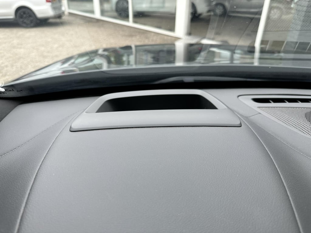 Volvo XC90 2.0 t8 twin engine awd r-design intro edition