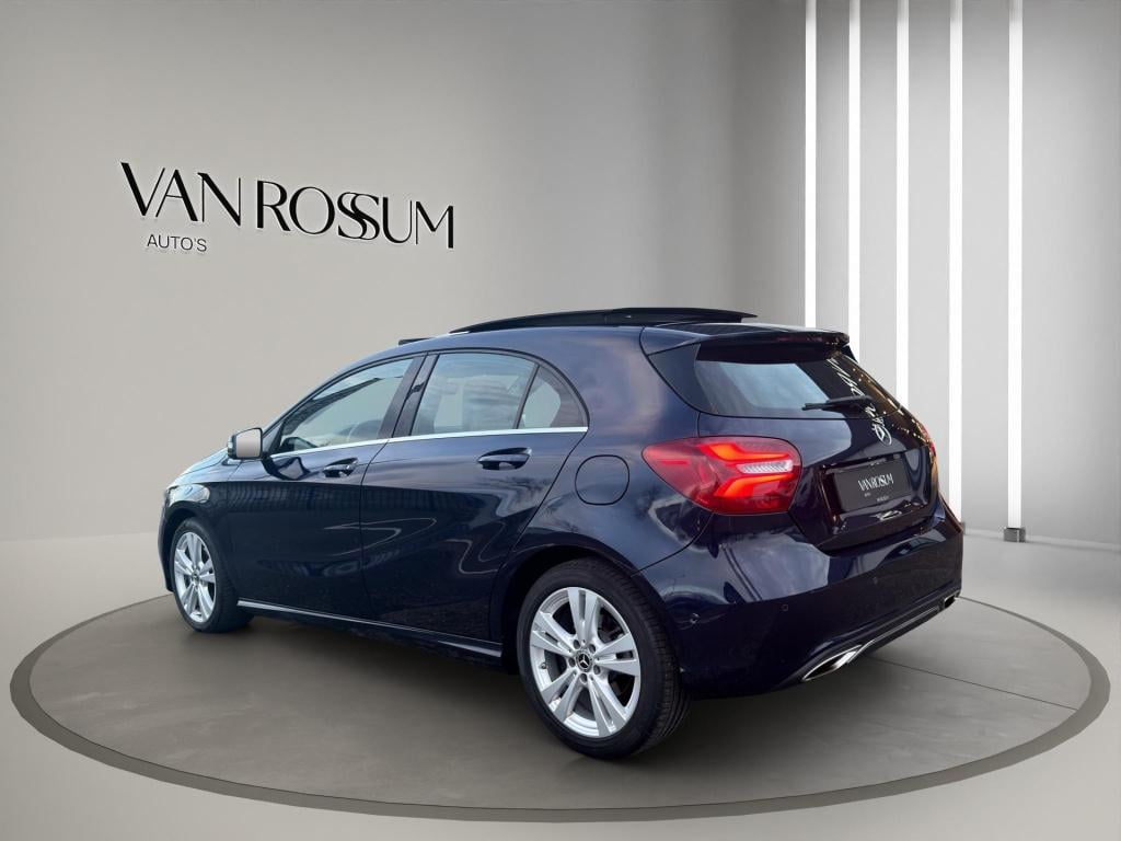 Mercedes-Benz A-Klasse a 180 urban pano automaat stoelverwarming 1e eigenaa
