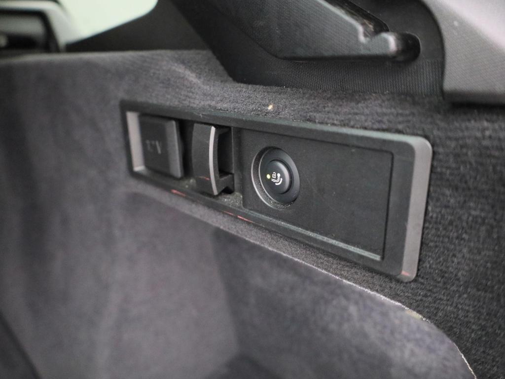 BMW 3-serie touring 330e xdrive | automaat | lmv | head up dsiplay | trekha