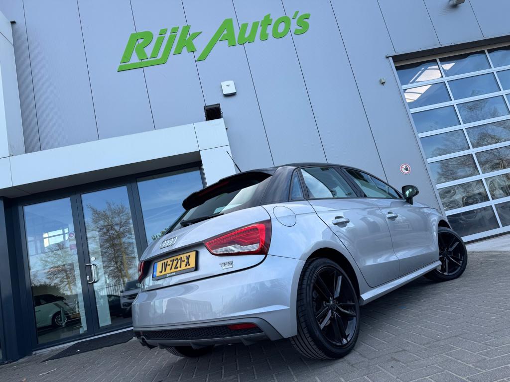 Audi A1 Sportback 1.0 tfsi s-line * nap * cruise control * 17 inch