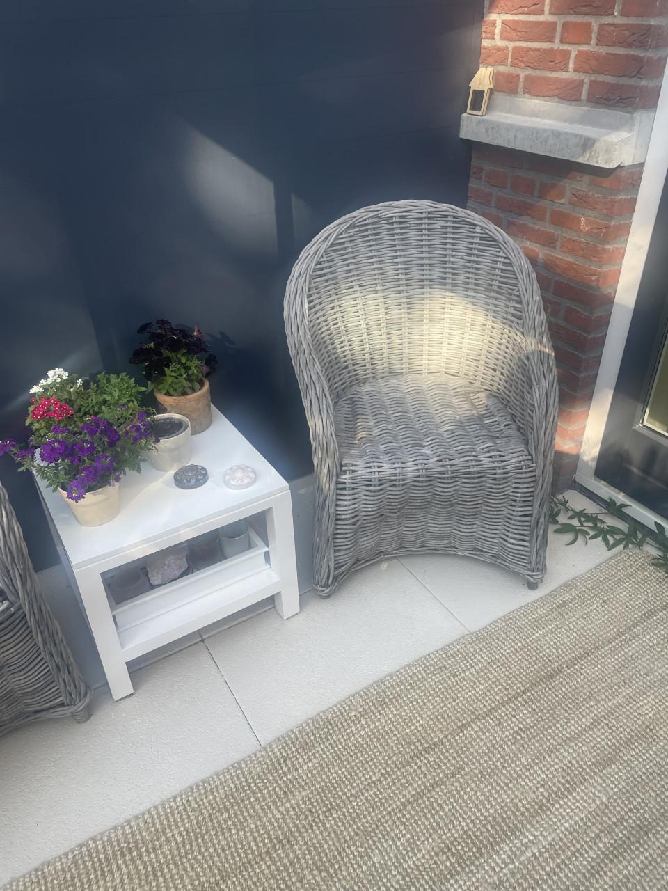2 tuinstoelen