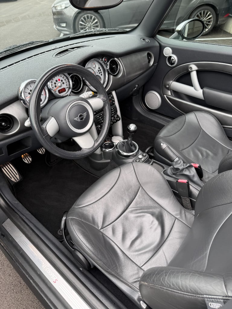 Mini Cooper S Cabrio 170pk - nieuwstaat!