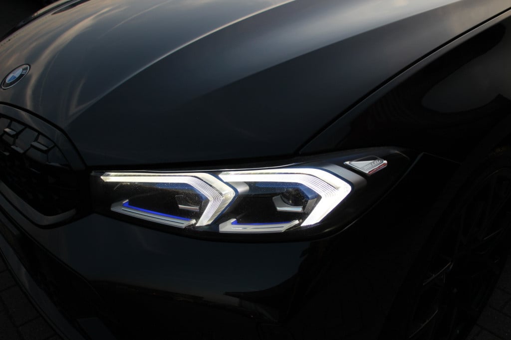 BMW 3-serie m340i xdrive 374pk | schuifdak | el.stoelen | acc | 20''