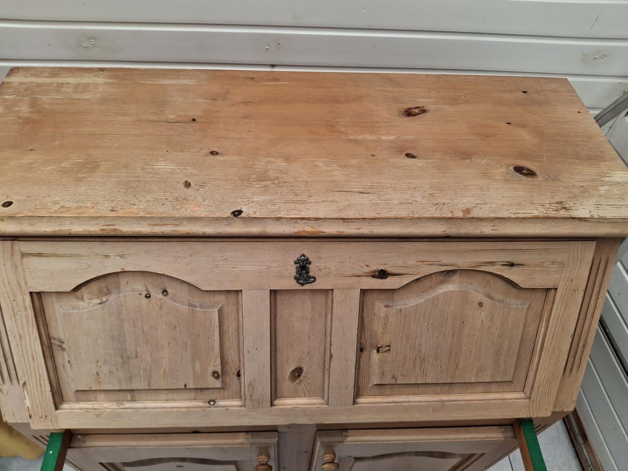 Secretaire