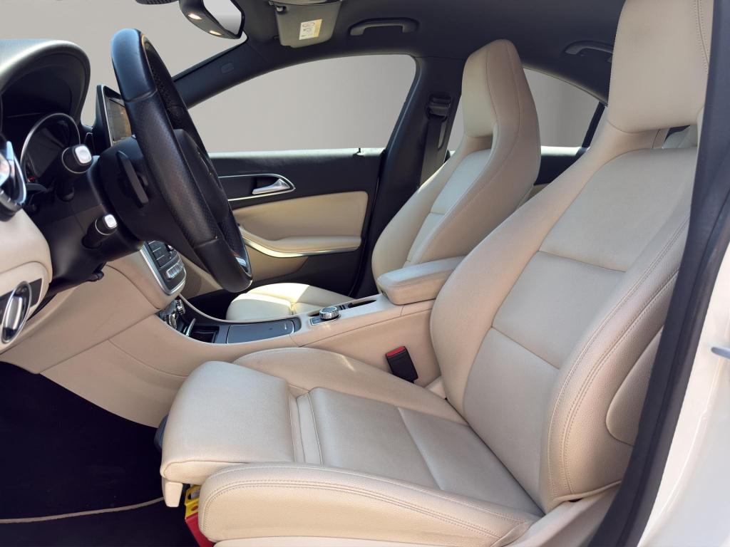 Mercedes-Benz Cla 200 156 pk | airco (automatisch)| sportstoelen | geheugen