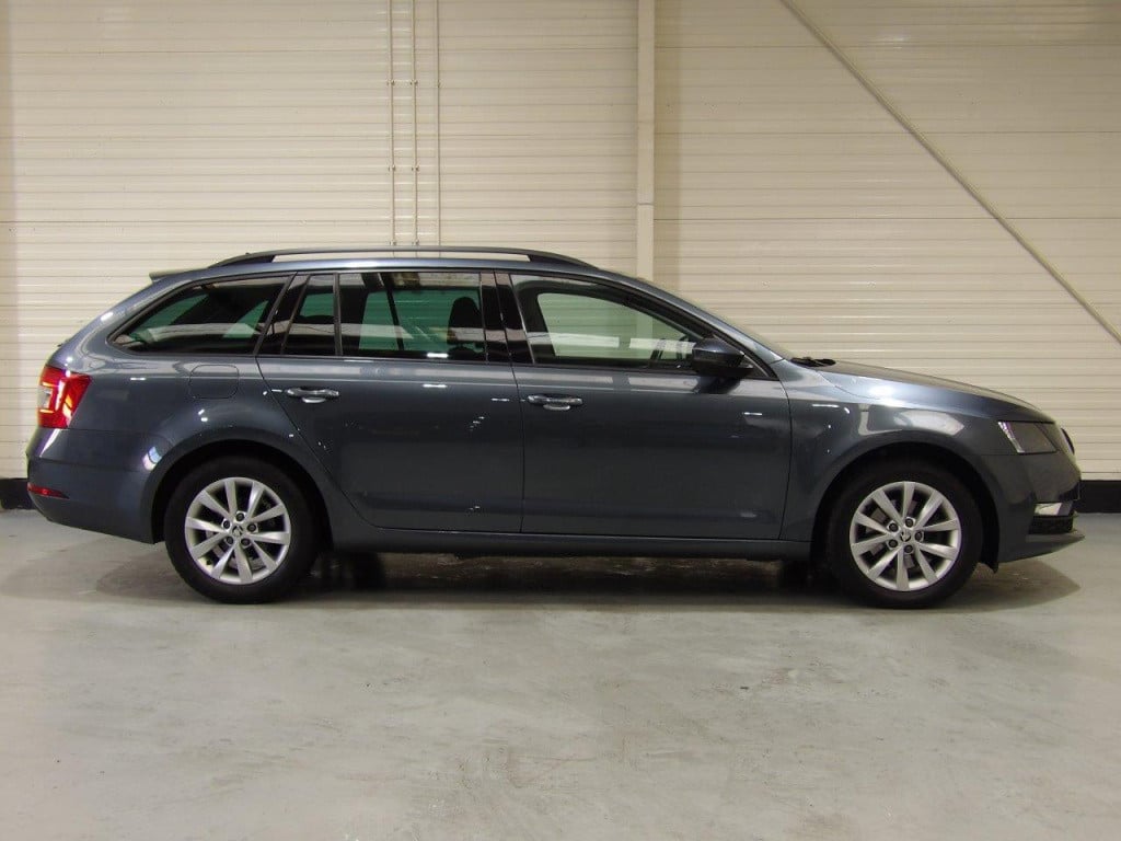 Skoda Octavia combi 1.0 tsi greentech 115pk ambition business