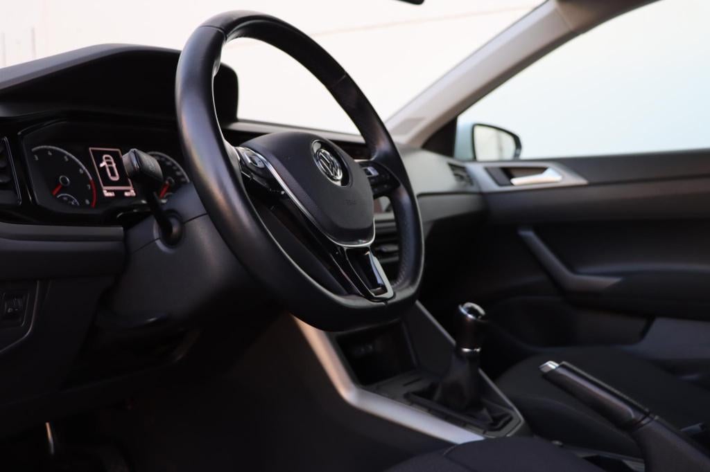 Volkswagen Polo 1.0 mpi comfortline | executive | 80pk