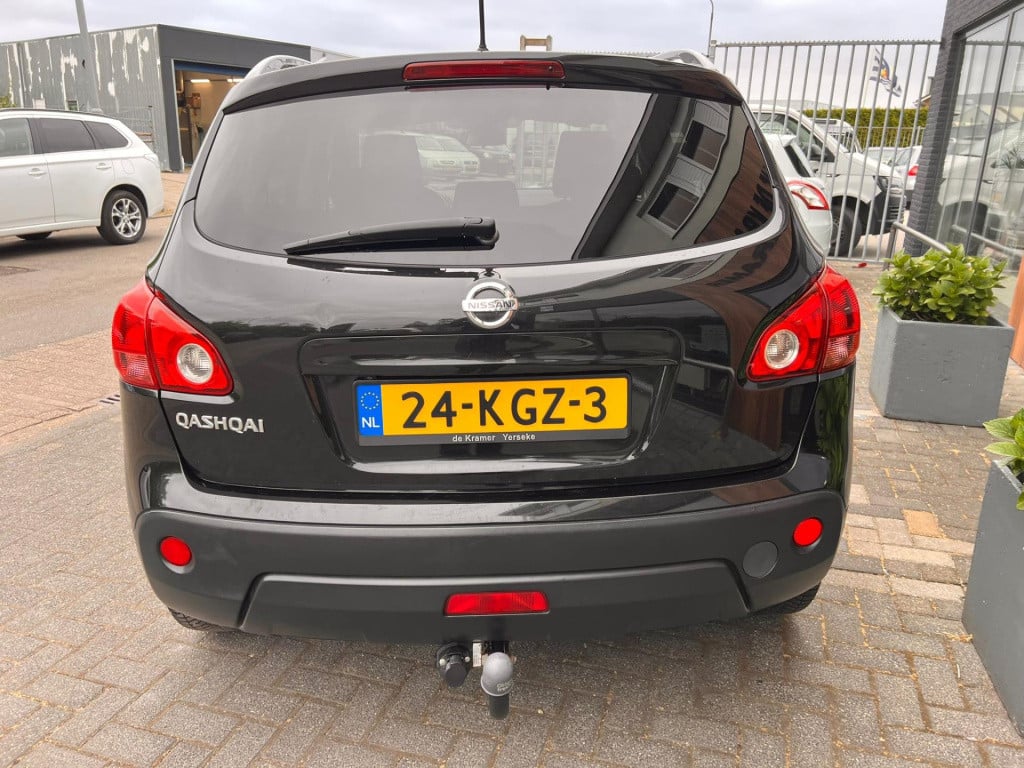 Nissan Qashqai 2.0 connect edition