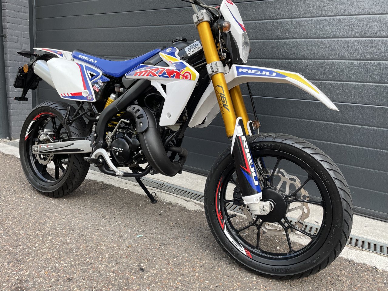 RIEJU MRT 50 PRO SCHAKELBROMMER