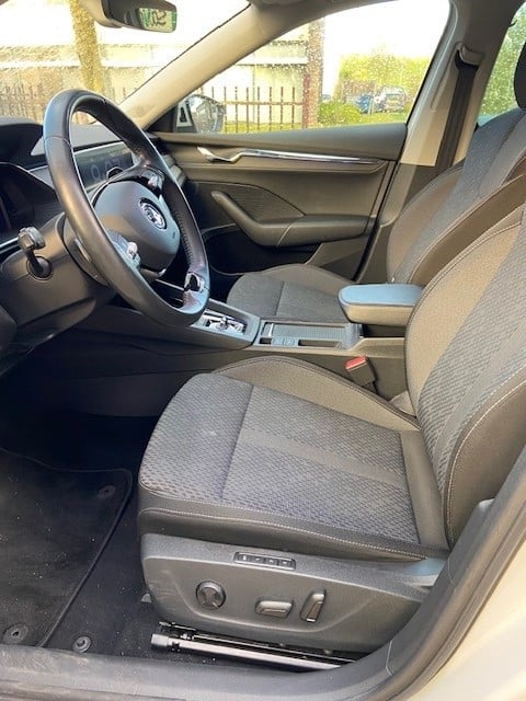 ŠKODA OCTAVIA COMBI 1.5 TSI e-TEC Business Edition Plus