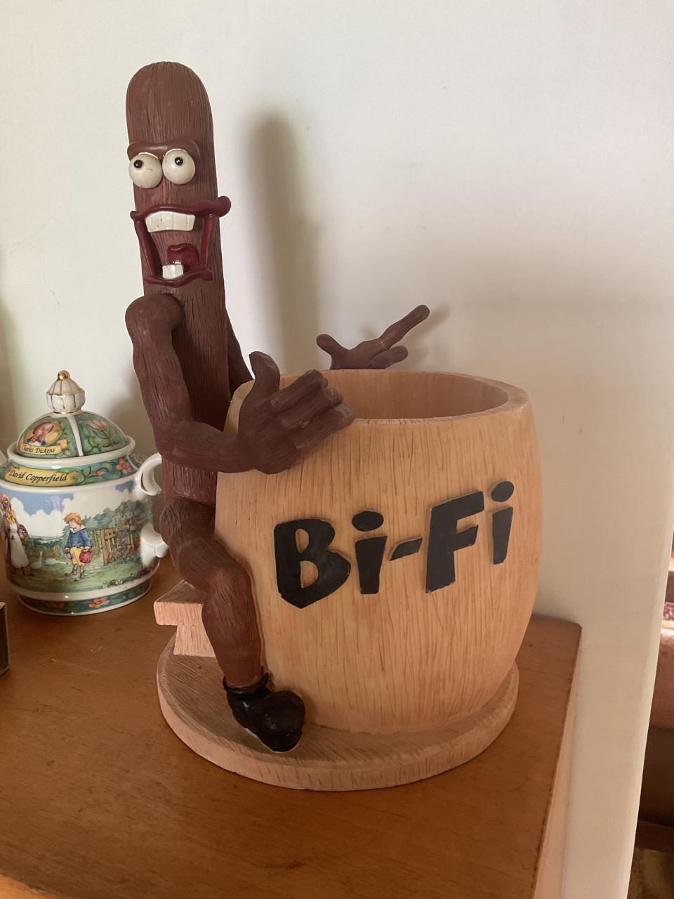 Bi-Fi worst toonbank display