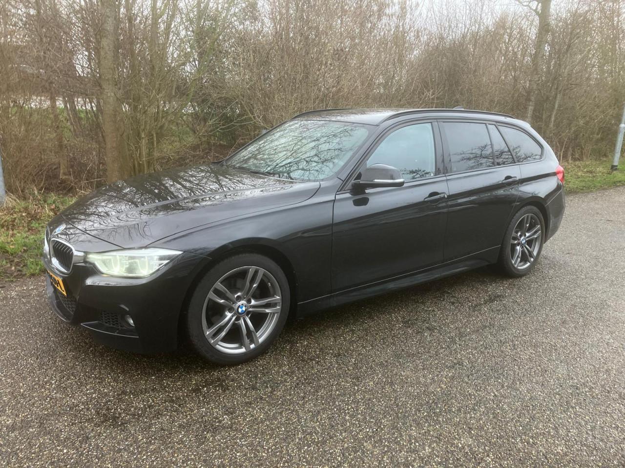 BMW 318i