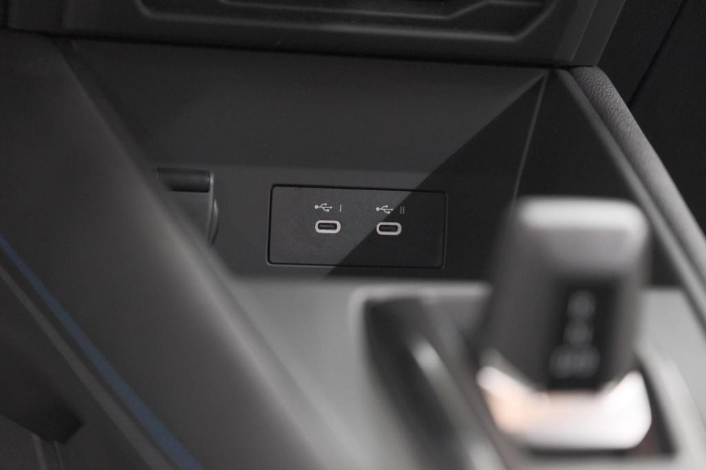 Renault Captur 1.8 e-tech full hybrid 160 esprit alpine | rondom camerazich