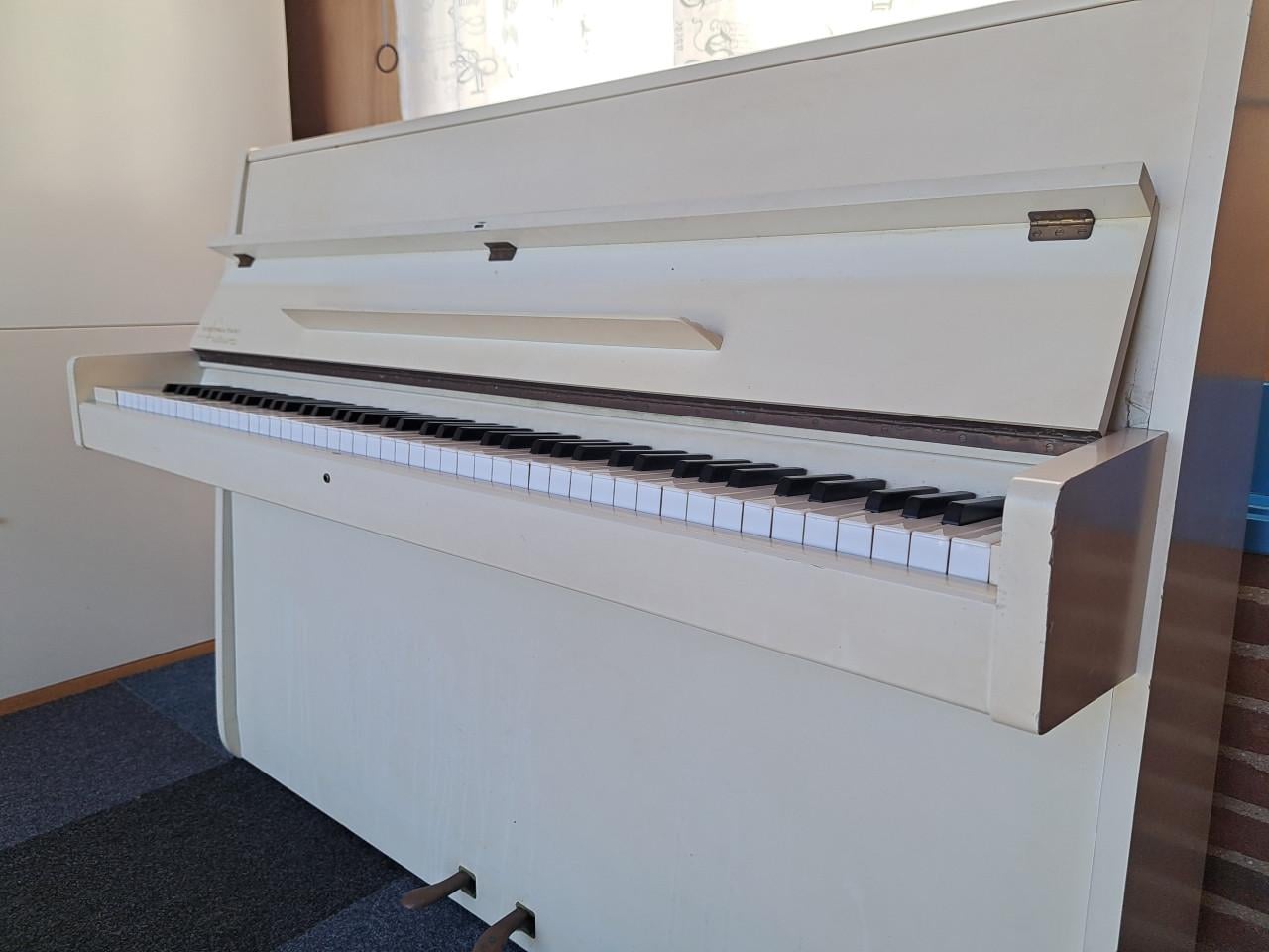 Piano - Nordiska Futura