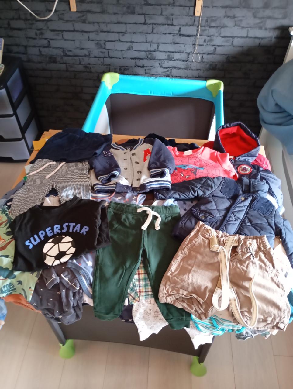 Groot kledingpakket jongens in de maten 50 tm 92