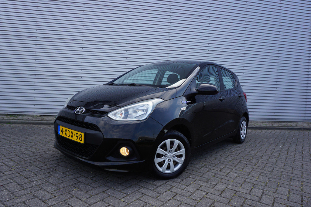 Hyundai I 10 1.0i i-motion comfort 1e eigenaar / airco / elektr. ramen / na