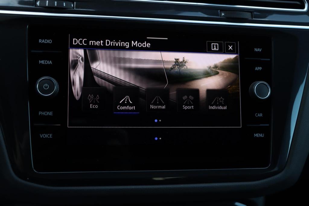 Volkswagen Tiguan 1.4 tsi ehybrid r-line business+ black style 245pk dsg6 |
