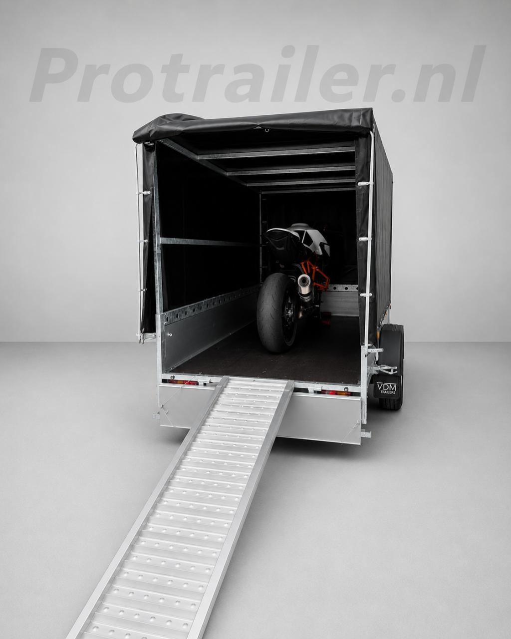 Aanhangwagen huren? Dat doet u voordelig bij Protrailer!