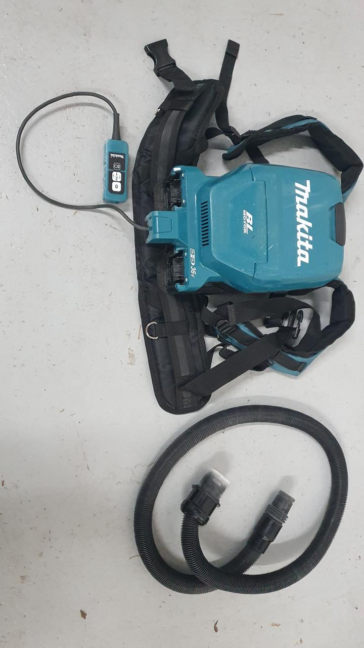 Makita stofzuiger (body) DVC260