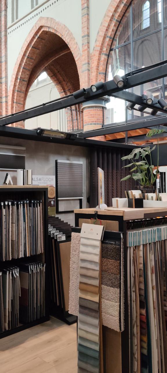 Bedrijf/winkel ruimtes te huur in Sas van Gent