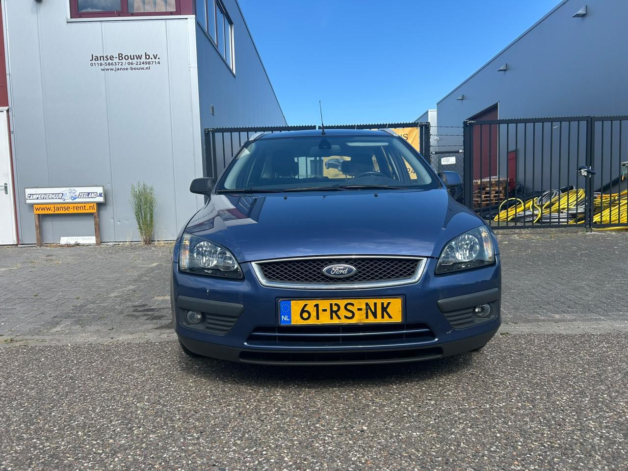 Ford Focus Wagon 1.6-16V Futura In de opties! APK Vol Jaar