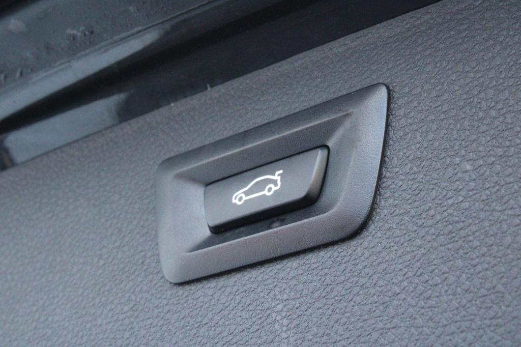 BMW 3-serie touring 328i high executive full options