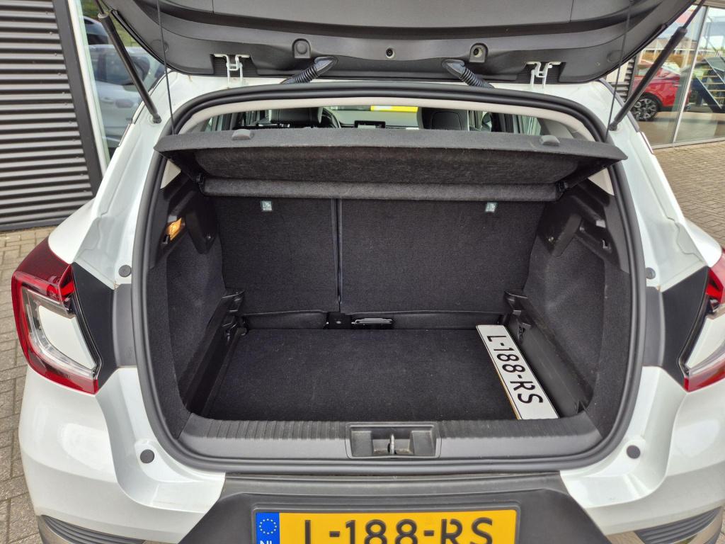 Renault Captur 1.3 tce 130 intens trekhaak, camera, stoel-, stuur- en voorr