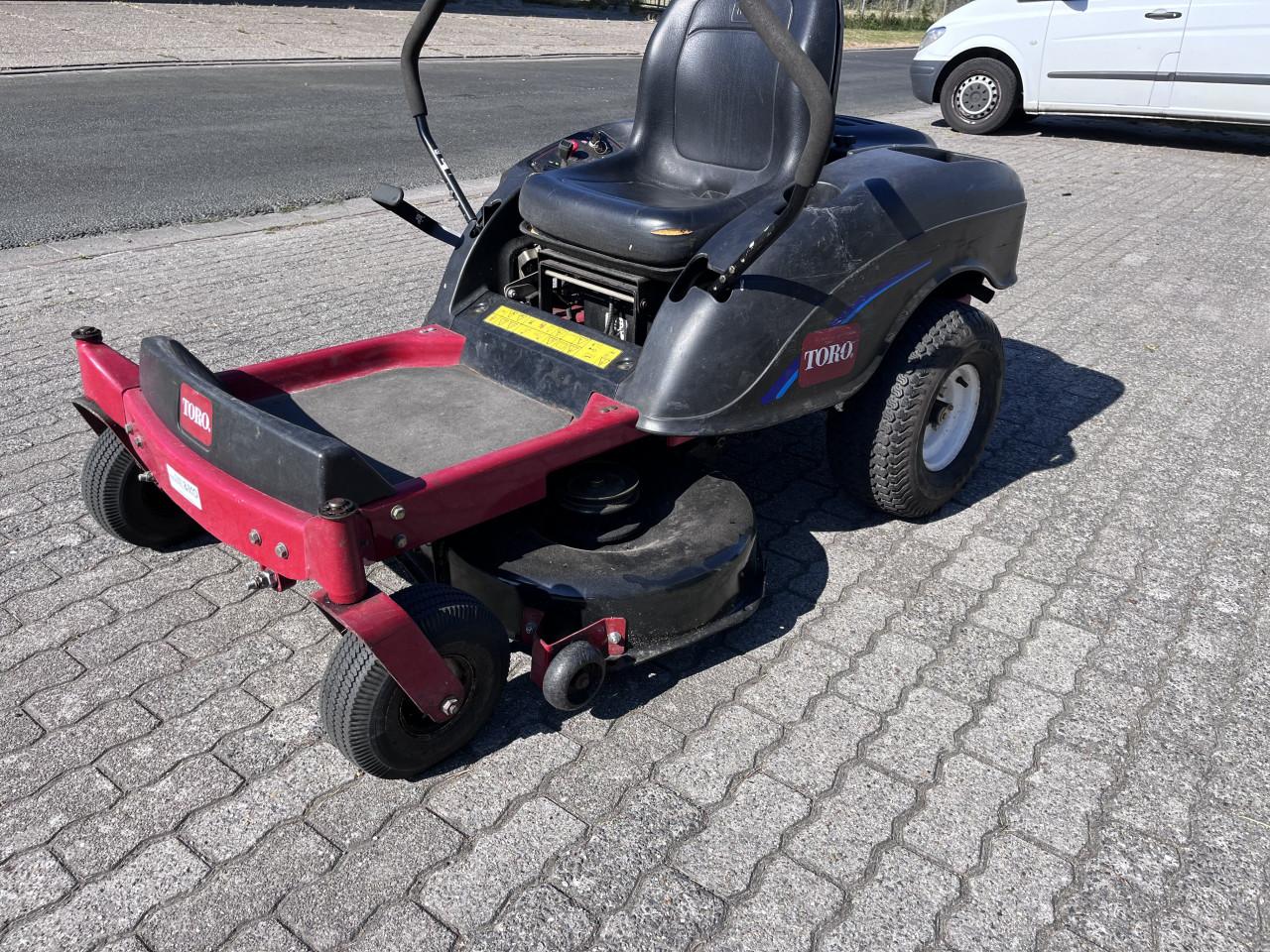 Toro zeroturn zitmaaier