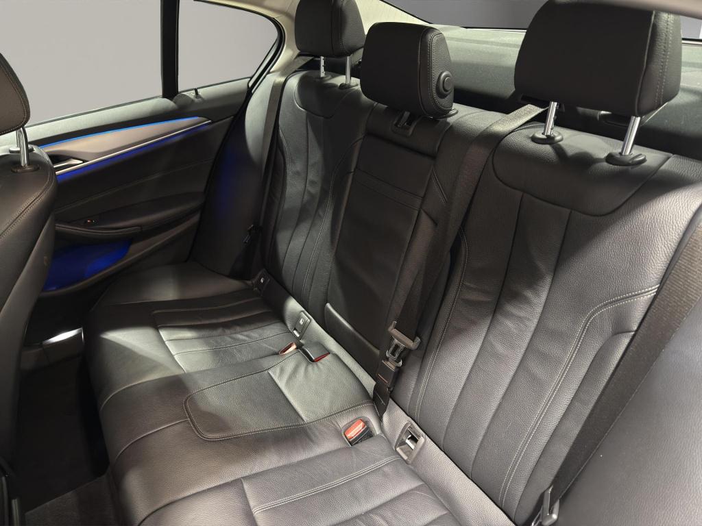 BMW 5 Serie 530e iperformance edrive edition | leder | schuif-/kanteldak | 