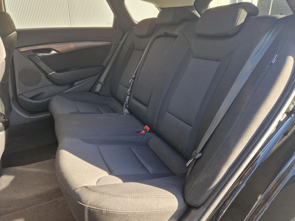 Hyundai I40 wagon 1.6 gdi blue business edition