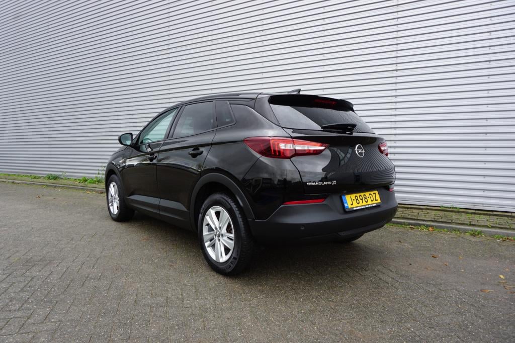 Opel Grandland X 1.2 turbo innovation climate / navi / cruise / elektr. ram